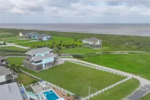 810 4th St, Port Bolivar, TX 77650 - Photo 1