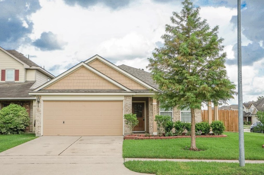 2402 Padgett Ct, Sugar Land TX  77498-6348 exterior