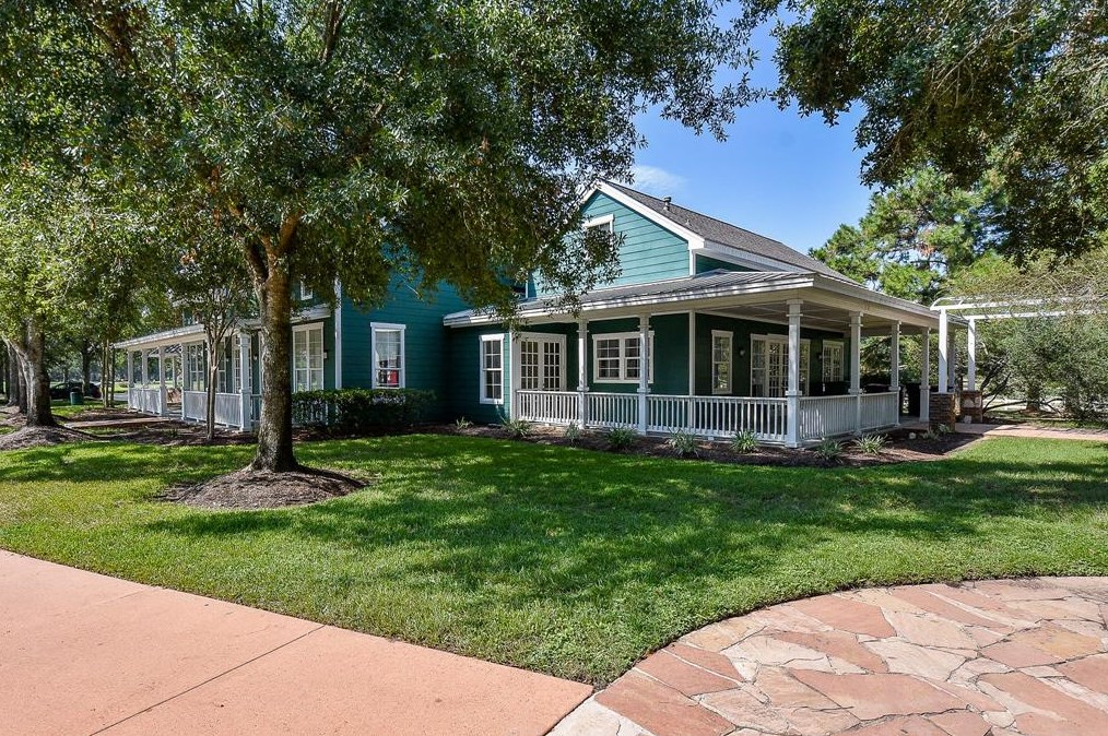 5822 Capella Park Dr, Spring, TX 77379