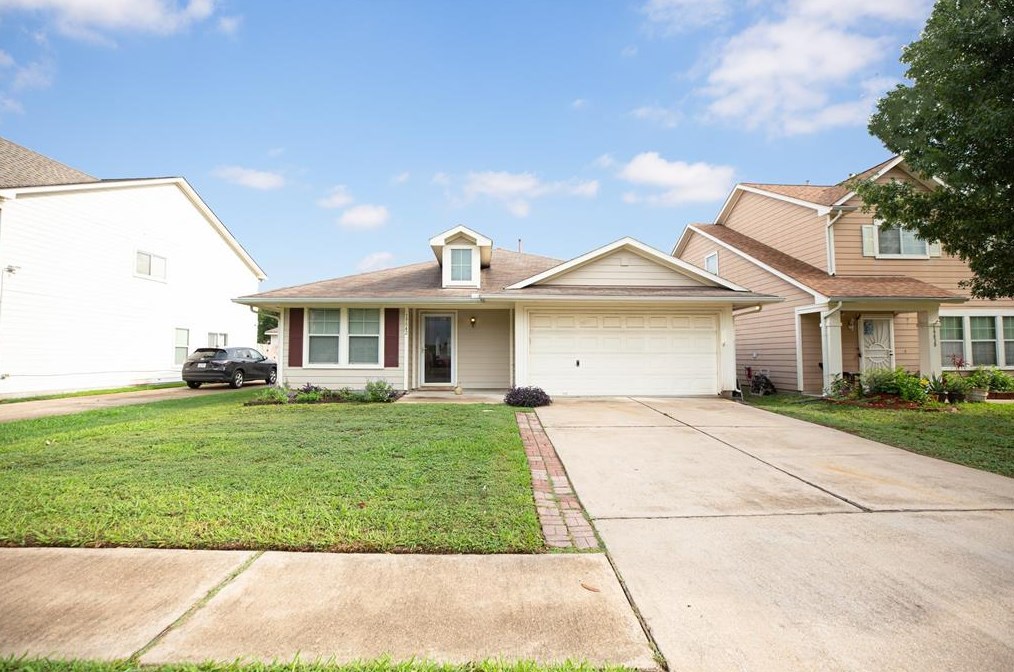 19842 Hidden Shadow Ln, Cypress, TX 77433