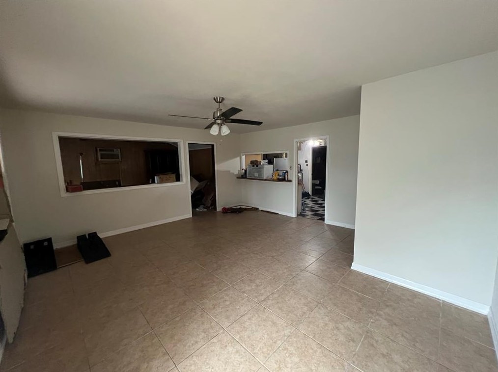 6811 Eagle Pass St, Houston, TX 77020-5016