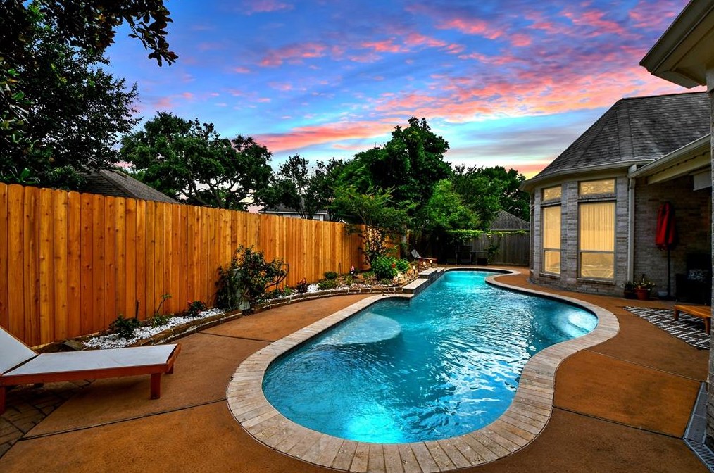 1935 Kelliwood Trails Dr, Katy, TX 77450-7206