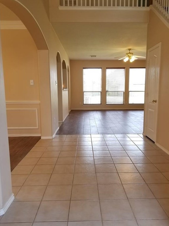 21038 Narrow Gate Dr, Houston, TX 77095