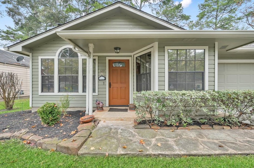 129 Mistybreeze Cir, Spring TX  77381-3067 exterior