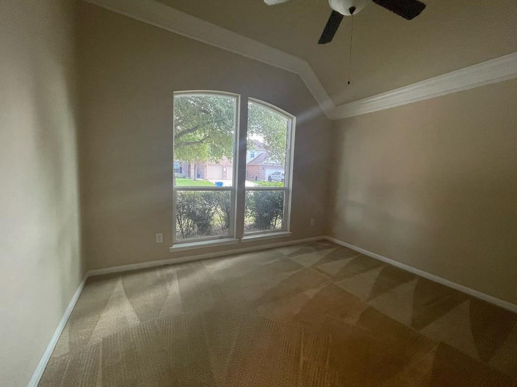 6026 Schaumburg Dr, Spring, TX 77388-6924