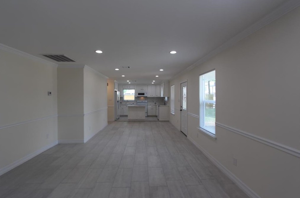 6629 Sivley St, Houston, TX 77055