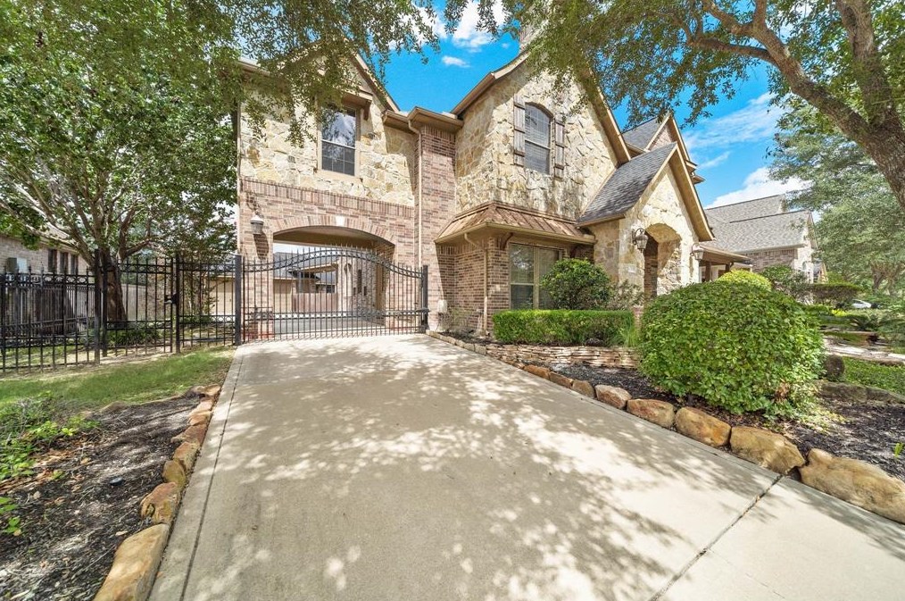 10015 Cinco Ridge Dr, Katy, TX 77494