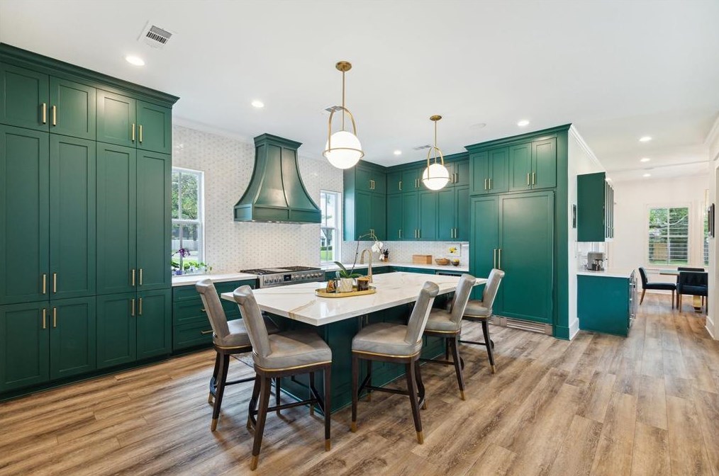 734 Brittmoore Rd, Houston, TX 77079