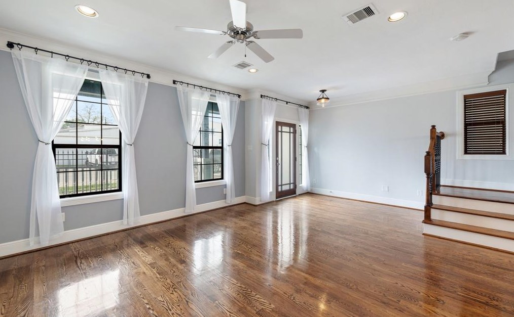 215 26th St, Houston TX  77008-2101 exterior