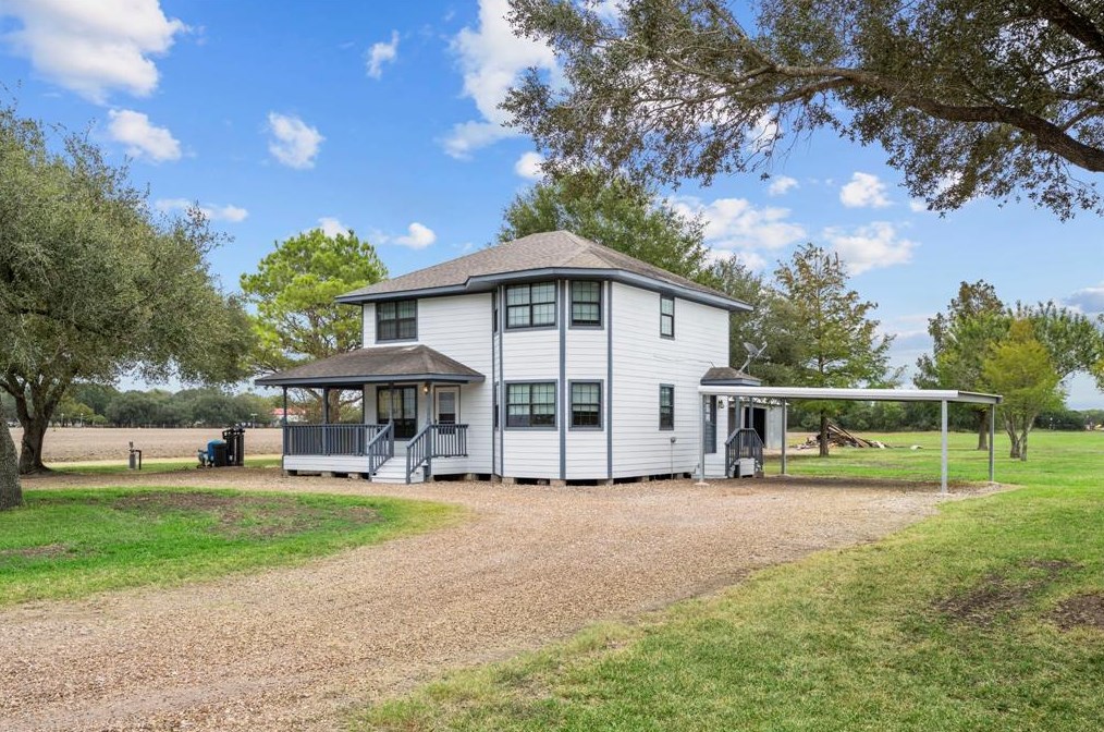 2218 Hartledge Rd, Richmond, TX 77471