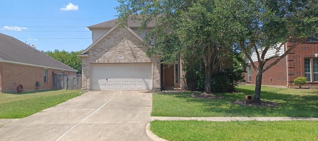 9107 Morningstar Dr, Sugar Land, TX 77479