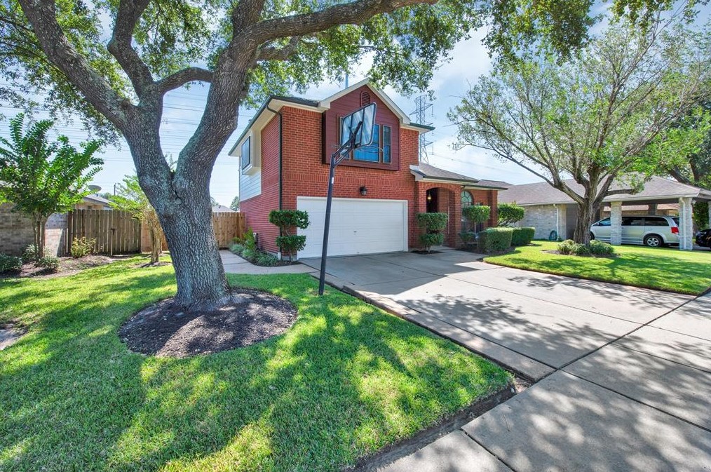 1410 Wildwood Dr, Deer Park, TX 77536