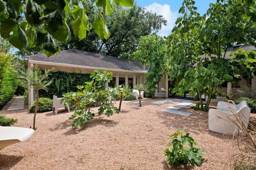 10107 Del Monte Dr, Houston TX  77057-3404 exterior