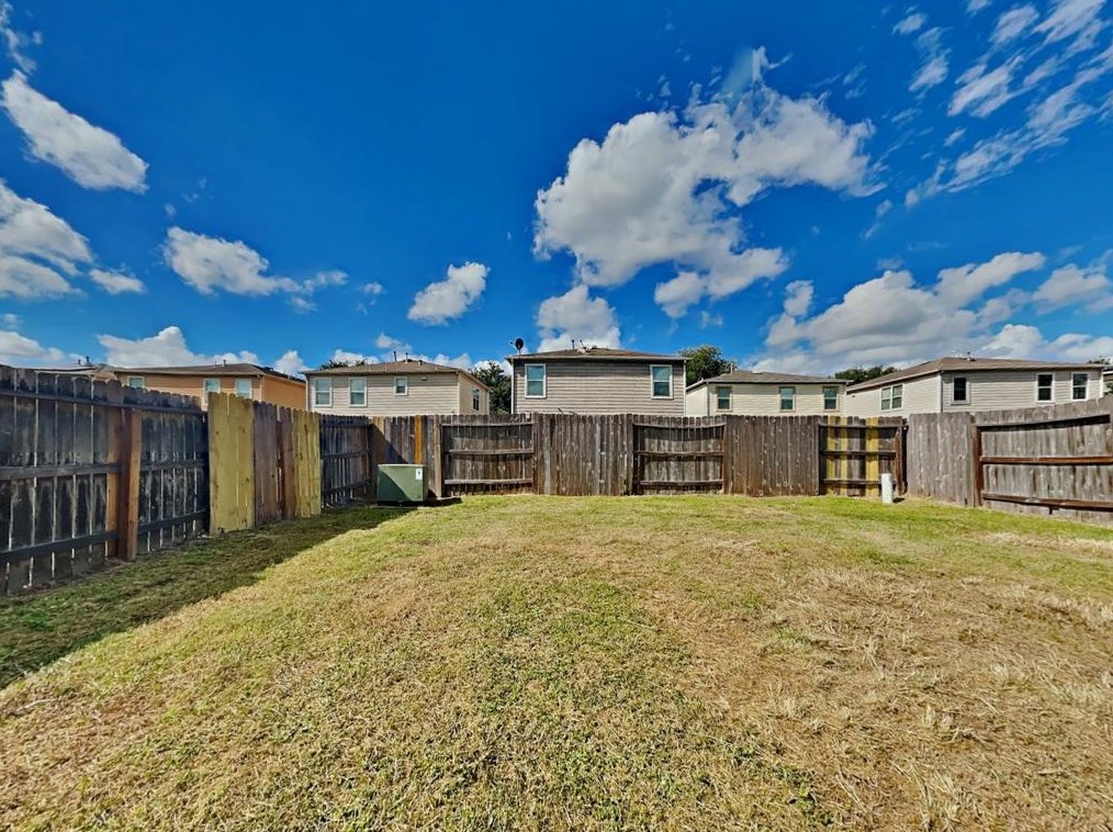 3338 Becker Glen St, Fresno, TX 77545