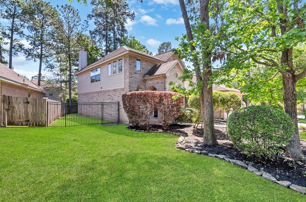 14 Red Adler Pl, Spring TX  77382-2865 exterior