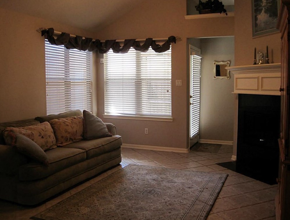 18931 Candlelight Crescent Rd, Spring, TX 77388-2733