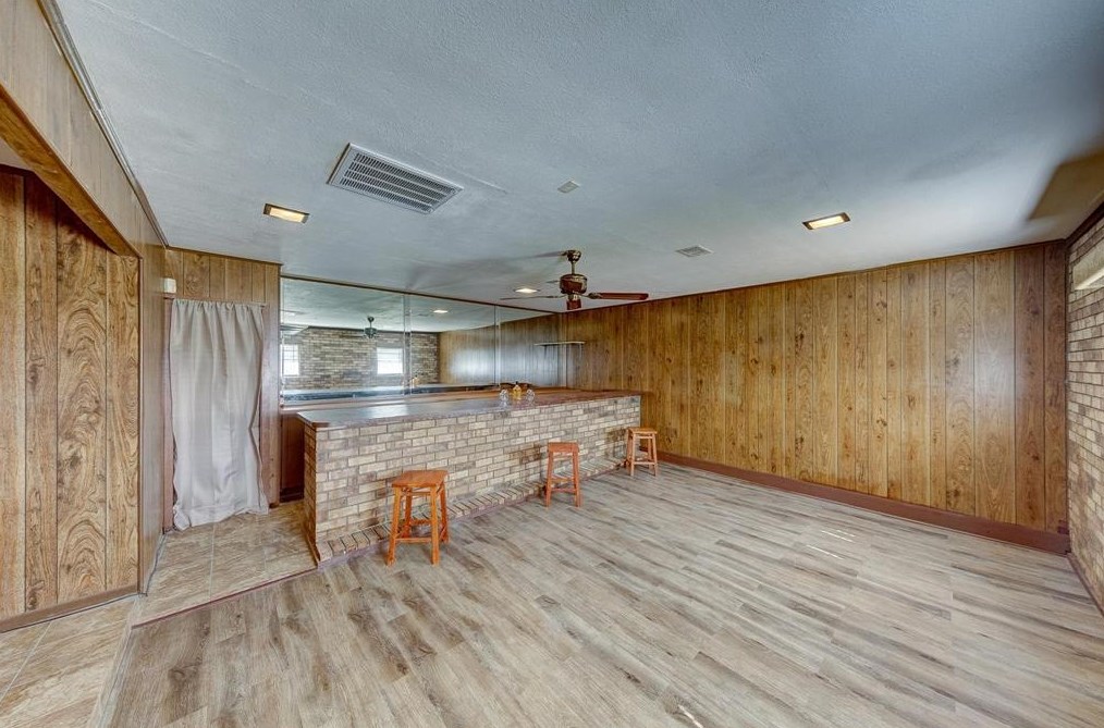 1705 20 Ave, Texas City TX  77590-5226 exterior