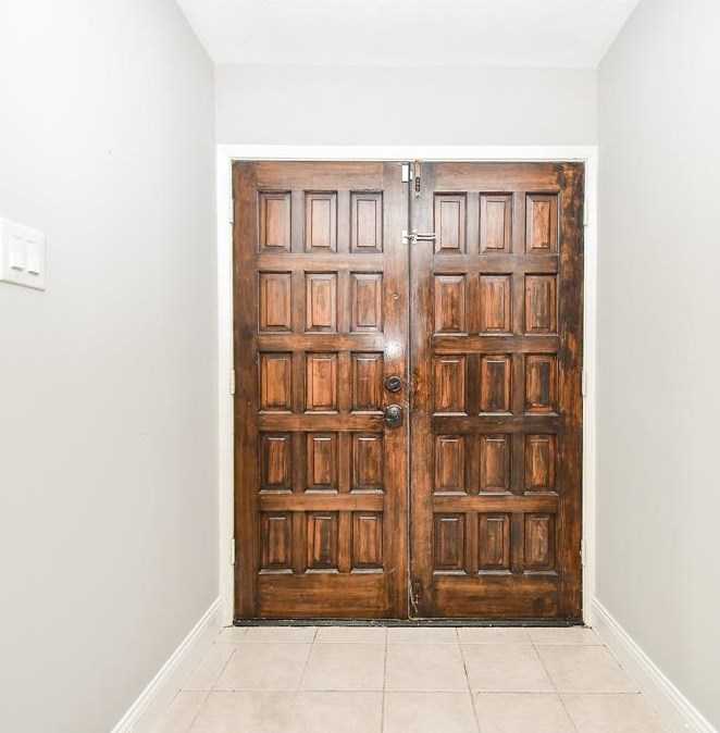 7530 Quail Meadow Dr, Houston, TX 77071