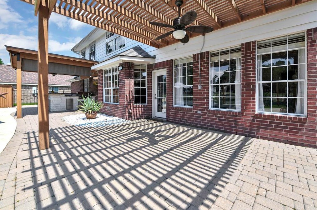 8419 Malardcrest Dr, Humble TX 77346-8109 exterior