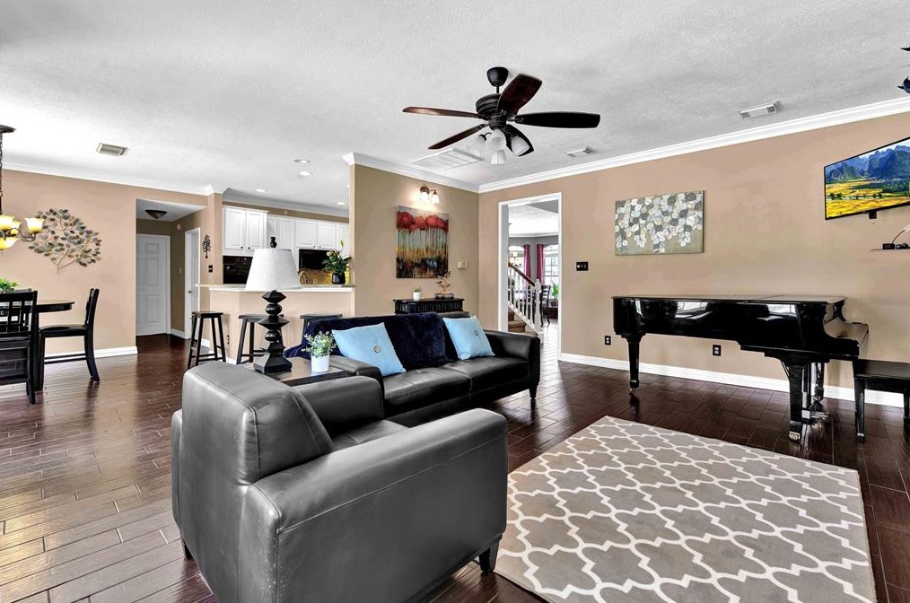 8419 Malardcrest Dr, Humble TX 77346-8109 exterior