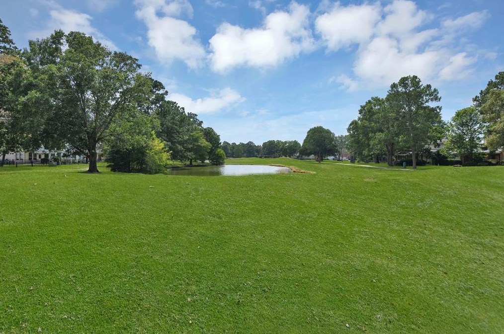 8419 Malardcrest Dr, Humble TX 77346-8109 exterior