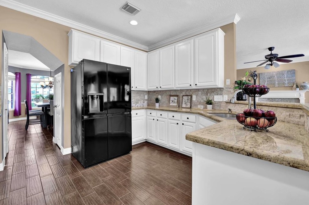 8419 Malardcrest Dr, Humble TX 77346-8109 exterior