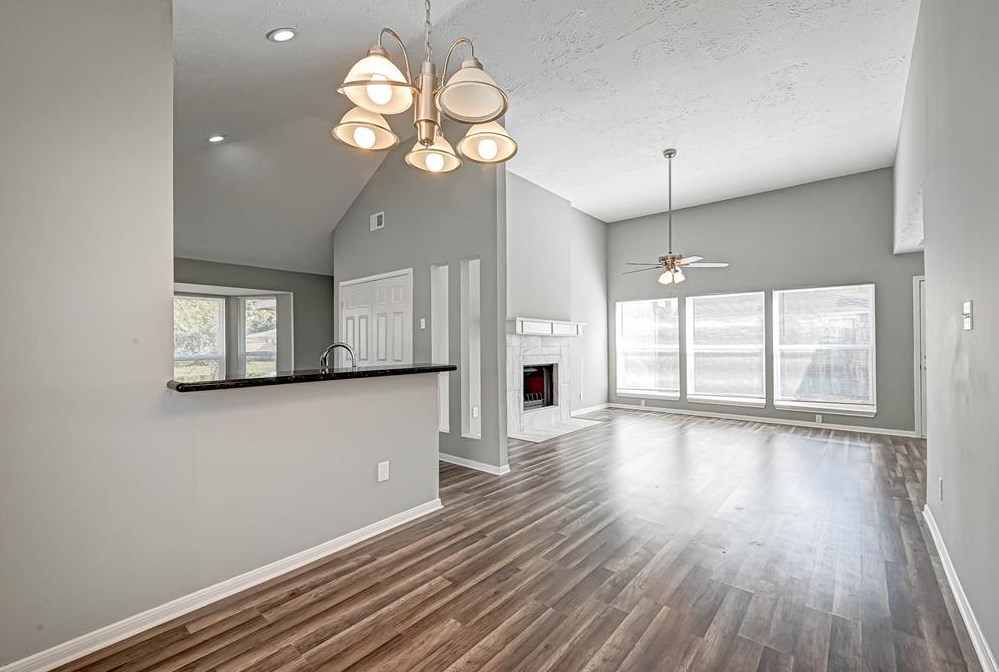 17419 Lobo Trl, Houston TX  77084-1183 exterior