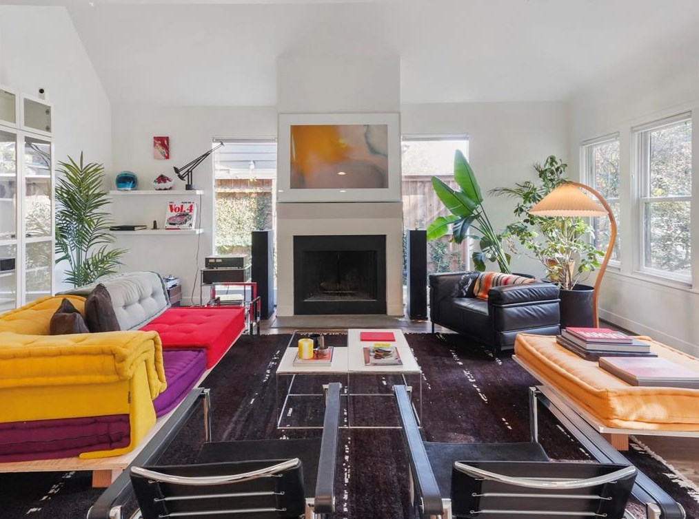 2240 Wroxton Rd, Houston TX  77005-1536 exterior