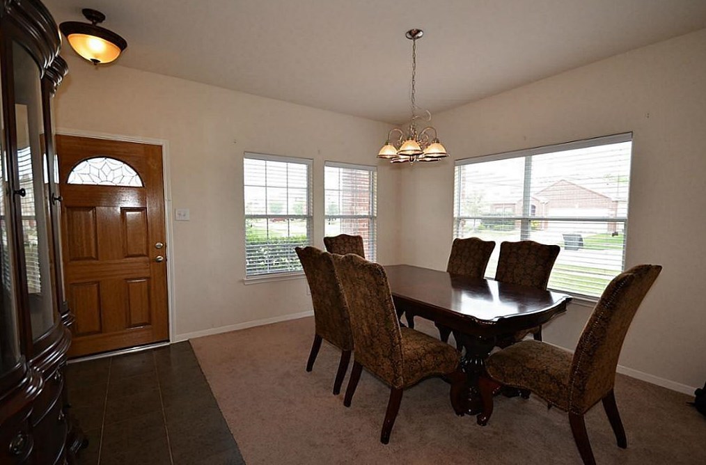 6603 Lindale Manor Ct, Spring TX  77379-8930 exterior