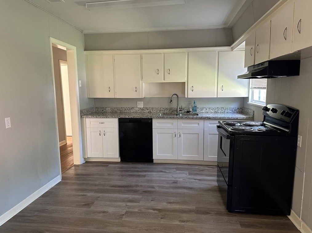 218 Laurel St, Richwood, TX 77566