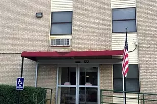 122 Kickapoo St, Palestine, TX 75803 - Photo 4