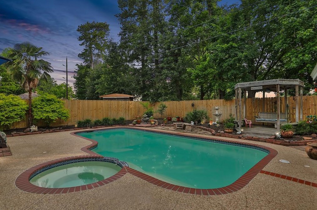 14035 Cleobrook, Houston TX  77070-3714 exterior