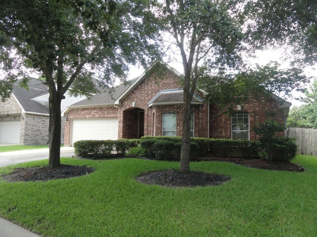 6310 Canyon Chase Dr, Richmond, TX 77469