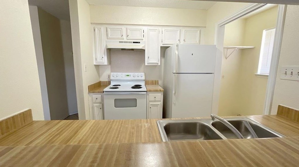 1307 Brenda Ln #d, Humble, TX 77338