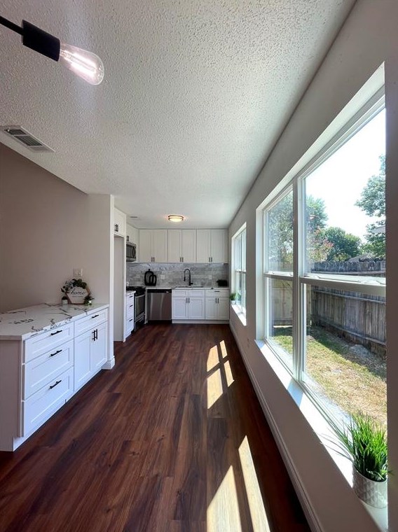 10718 Parkland Woods Dr, Sugar Land TX  77498-1733 exterior