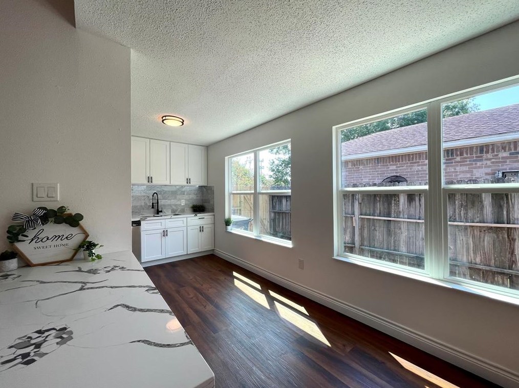 10718 Parkland Woods Dr, Sugar Land, TX 77498-1746