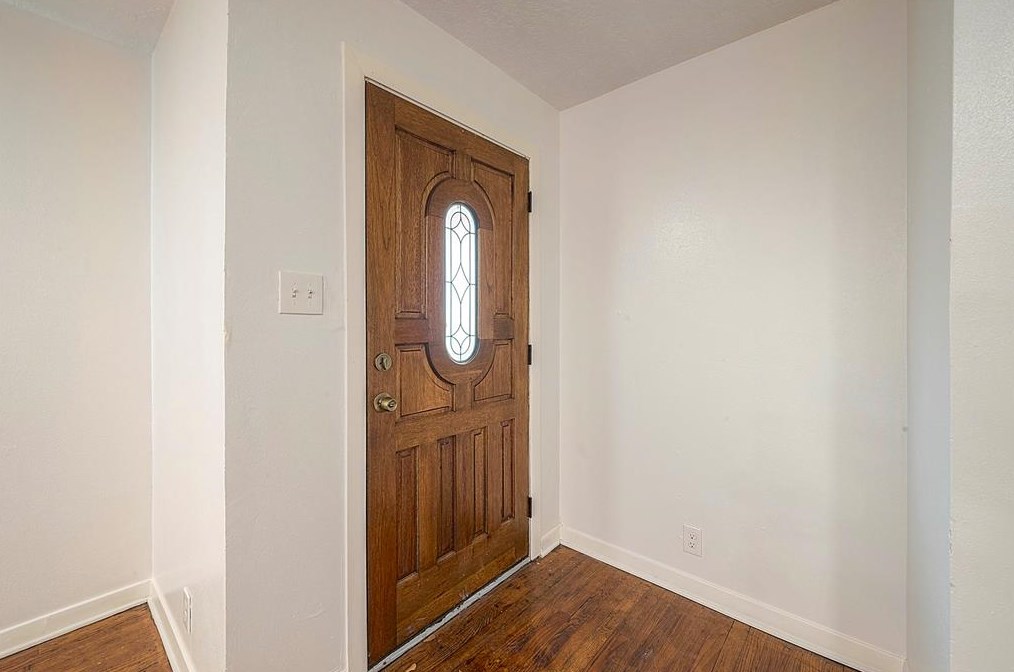 8815 Shady Dr, Houston TX  77016-5441 exterior