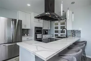 301 Commander Dr, Tiki Island, TX 77554 - Photo 12