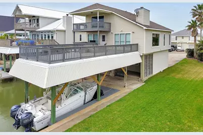 301 Commander Drive, Tiki Island, TX 77554 - Photo 30