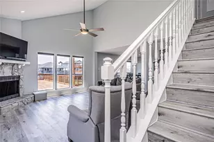 301 Commander Dr, Tiki Island, TX 77554 - Photo 8