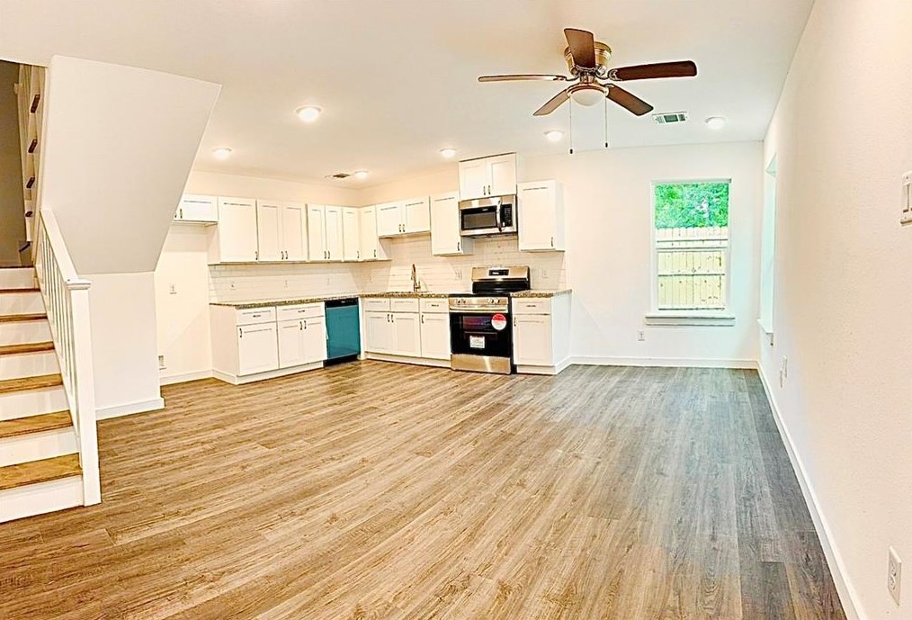 7813 Sandy St, Houston, TX 77028