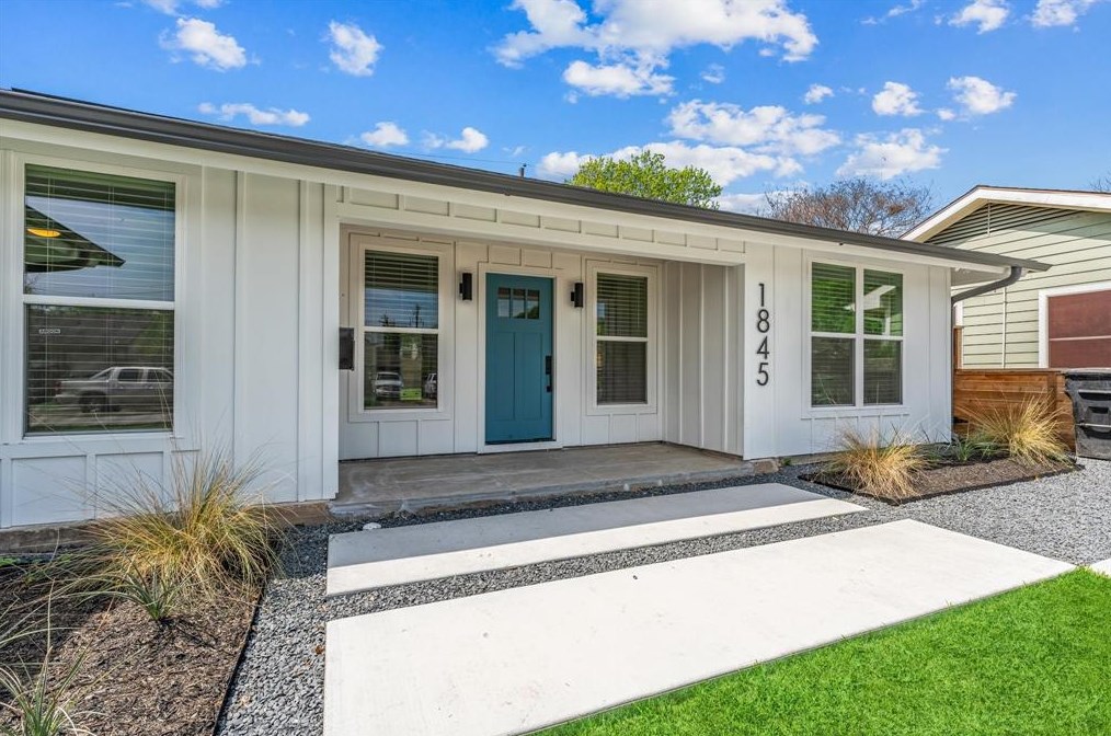 1845 Huge Oaks St, Houston, TX 77055