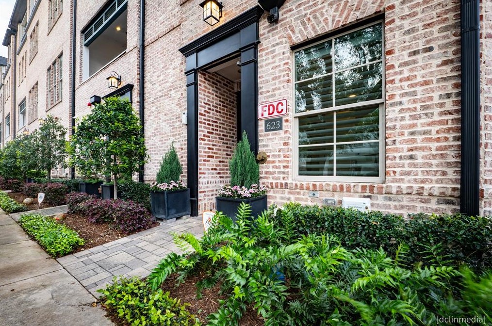 623 Nagle, Houston TX  77003-4534 exterior
