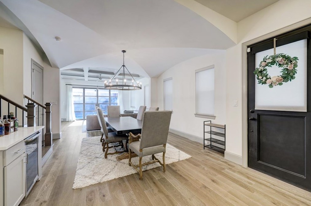 3835 Brinkman St, Houston, TX 77018-6311