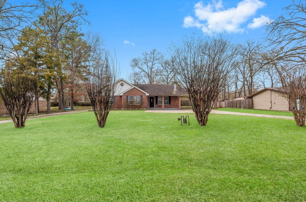 382 Stevens Ln, Livingston, TX 77351-0928