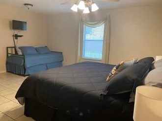 1285 Cyn Bnd, New Braunfels TX 78133-6148 exterior