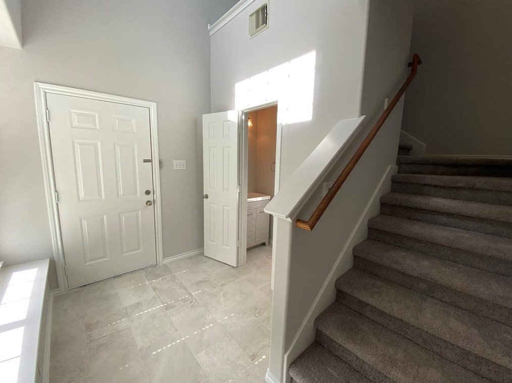 142 W Stedhill Loop, Conroe, TX 77384