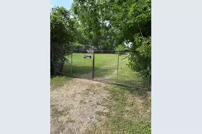 6105 Morrow Street, Houston, TX 77091 - Photo 2