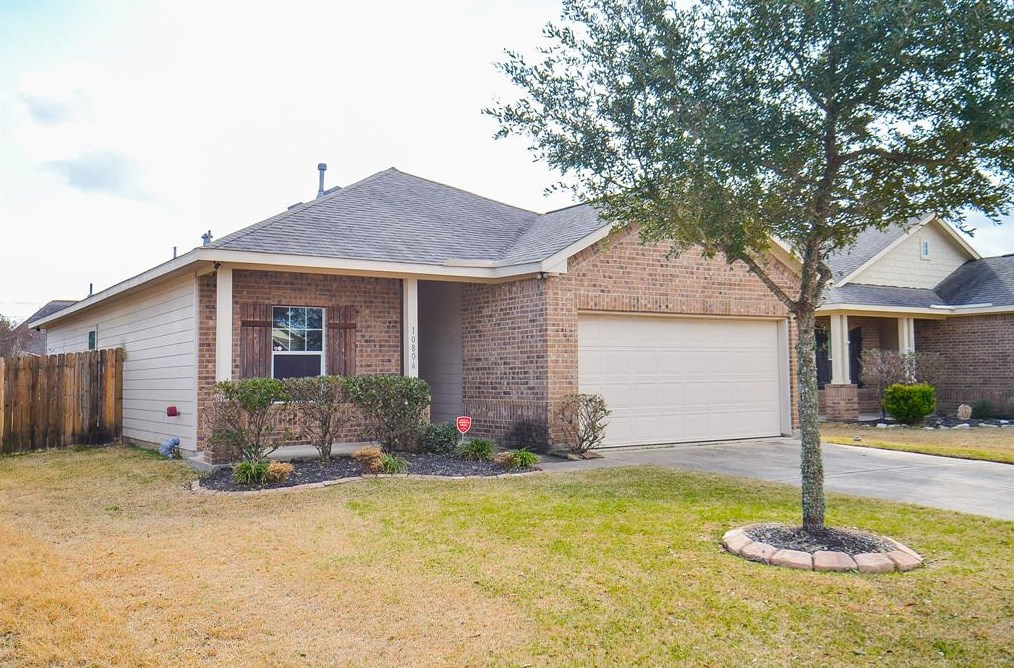 10806 Woodwind Shadows Dr, Cypress, TX 77433