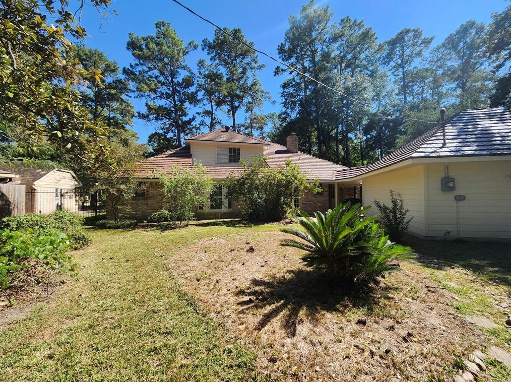 6614 Coral Ridge Rd, Houston TX  77069-3211 exterior